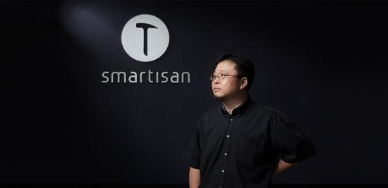 羅永浩漫談成長進(jìn)化 彪悍的人生也要解釋